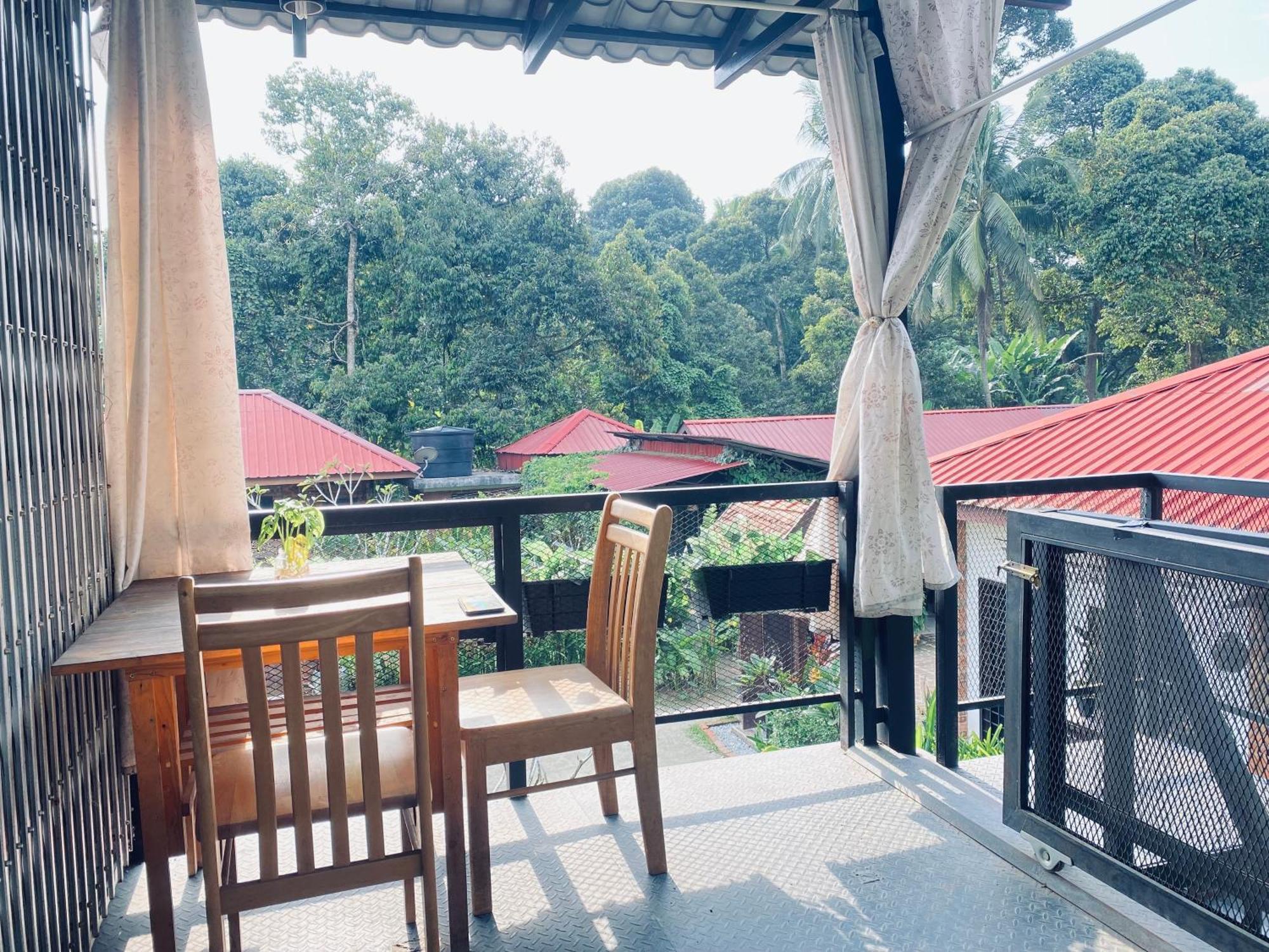 Kebun Puisi Villa Kajang Exterior photo
